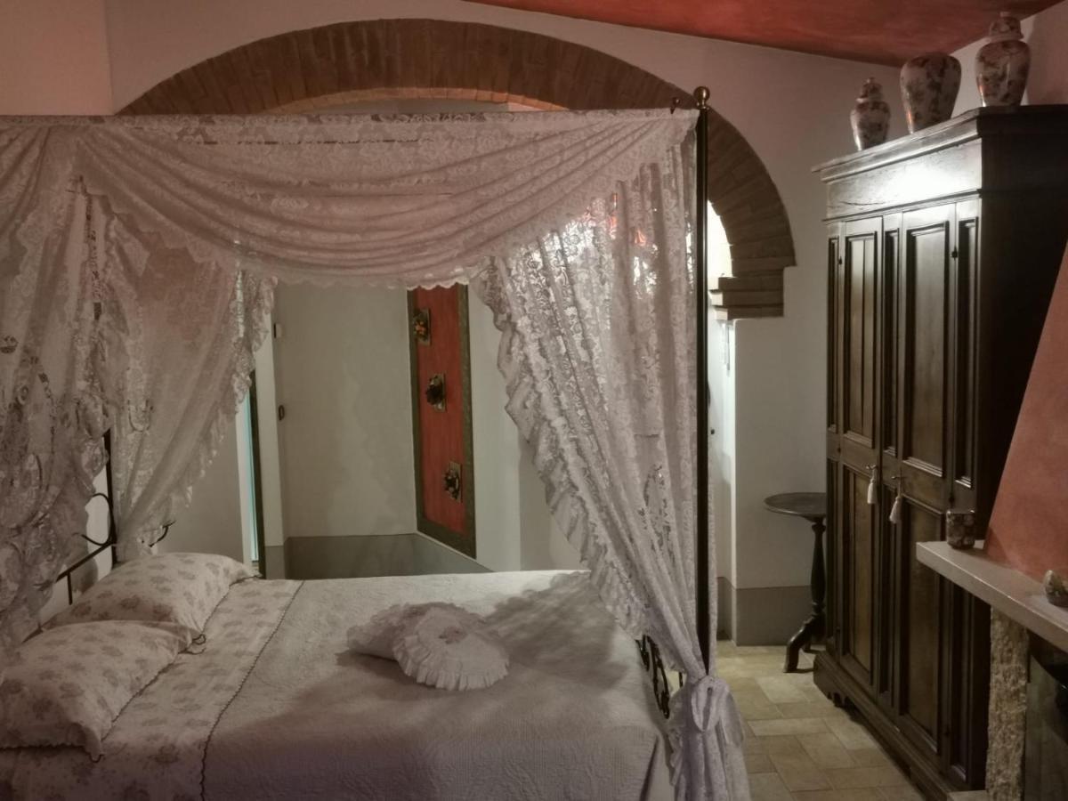 Agriturismo Palazzo Conti A П'єнца Екстер'єр фото