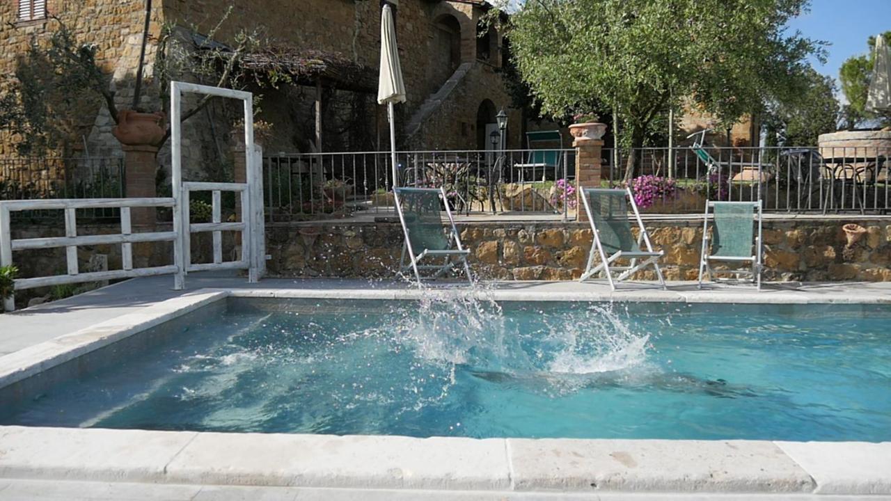 Agriturismo Palazzo Conti A П'єнца Екстер'єр фото